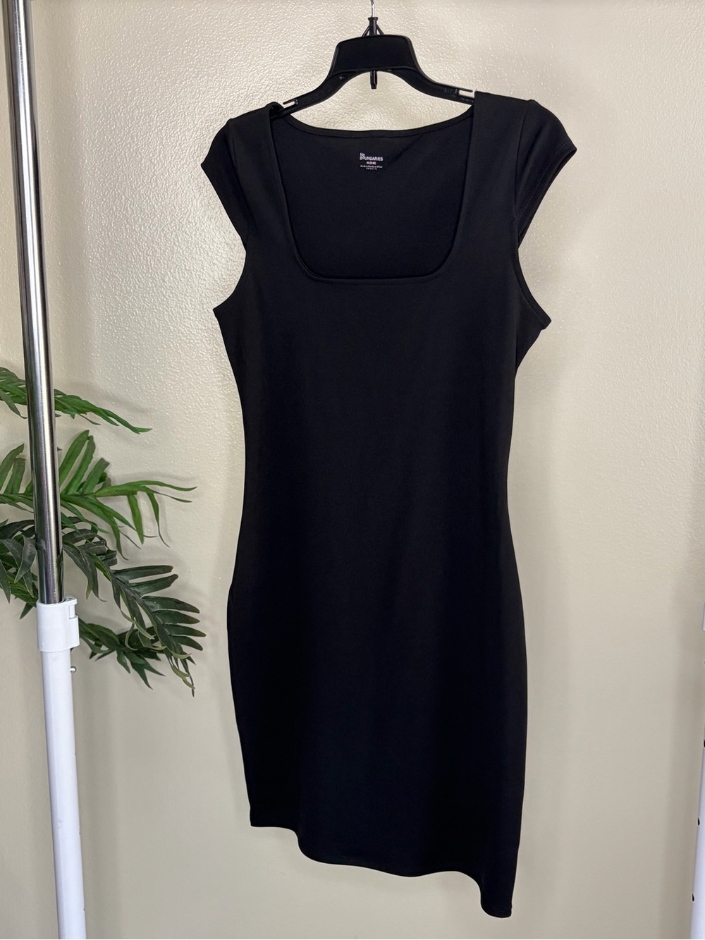 Black Square Neck Midi Sheath Dress Women’s M Minimalist Classic